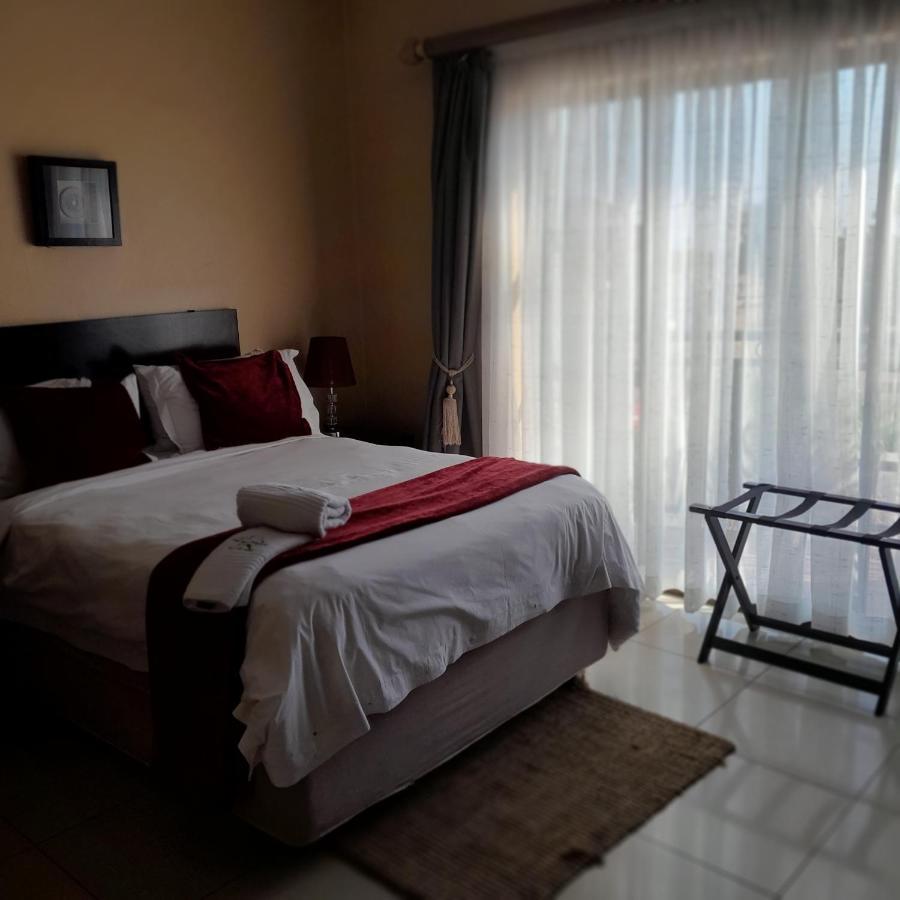 The Shamrock Hotel Πολοκουάνε Εξωτερικό φωτογραφία