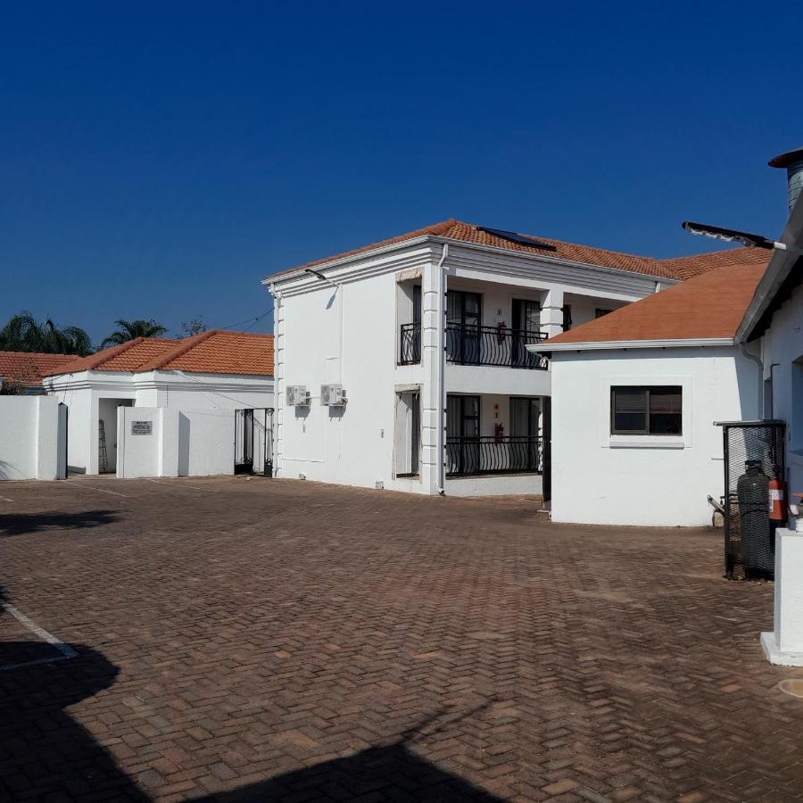 The Shamrock Hotel Πολοκουάνε Εξωτερικό φωτογραφία