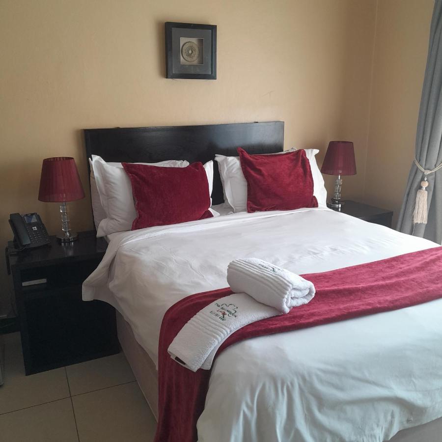 The Shamrock Hotel Πολοκουάνε Εξωτερικό φωτογραφία