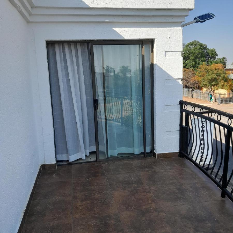 The Shamrock Hotel Πολοκουάνε Εξωτερικό φωτογραφία